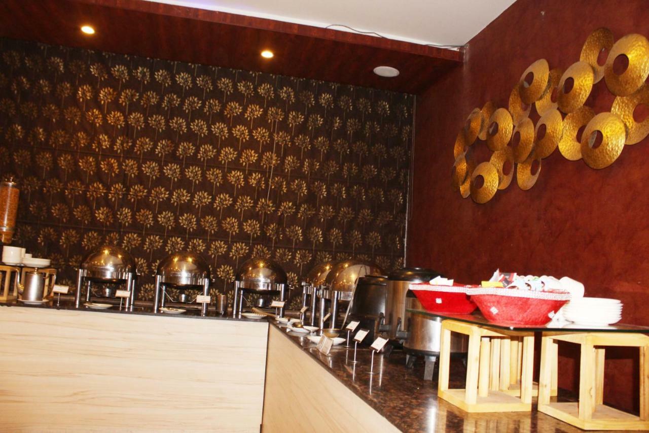 Tgi Apple Inn Jaipur Bagian luar foto