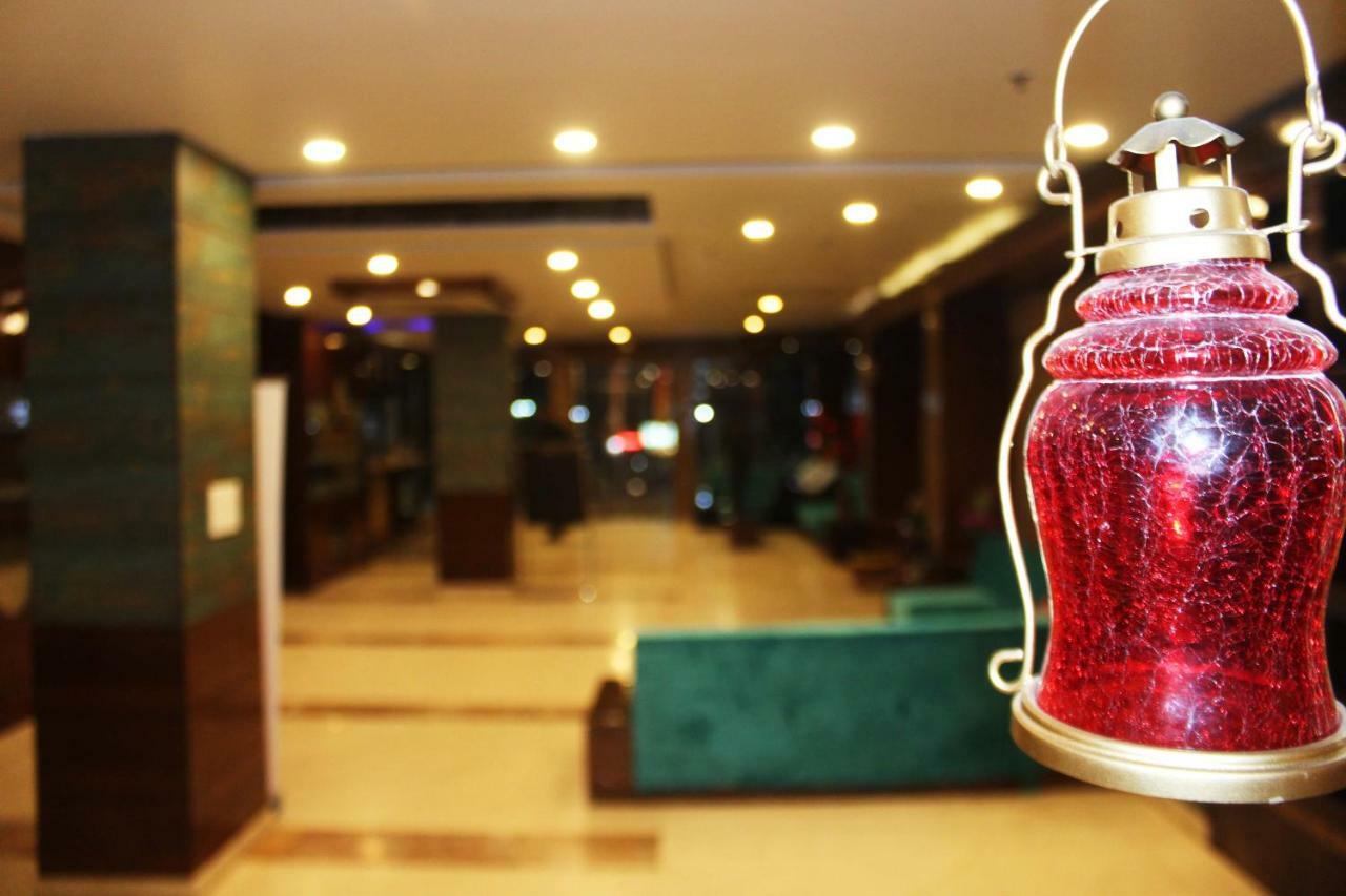 Tgi Apple Inn Jaipur Bagian luar foto